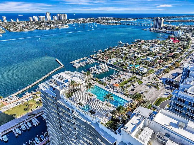 220 Lake Shore Drive 2411, Lake Park, FL 33403
