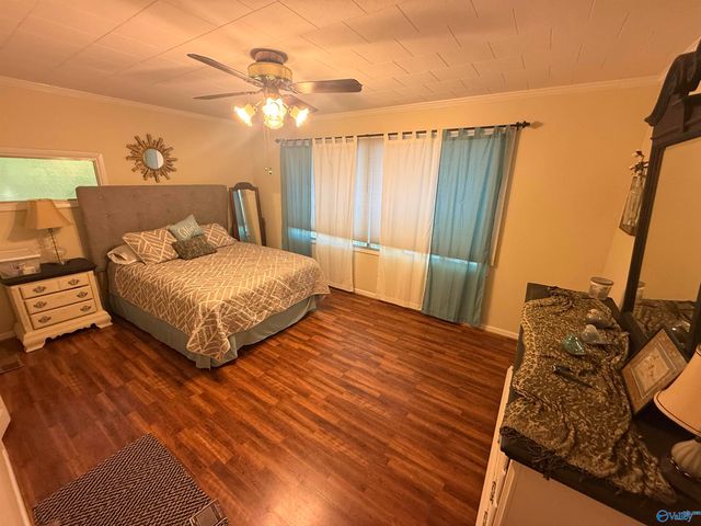 4512 Hideaway Drive, Guntersville, AL 35976
