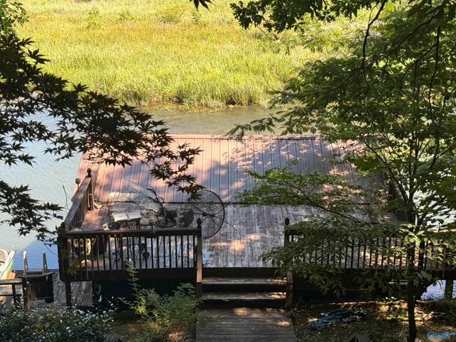 4512 Hideaway Drive, Guntersville, AL 35976