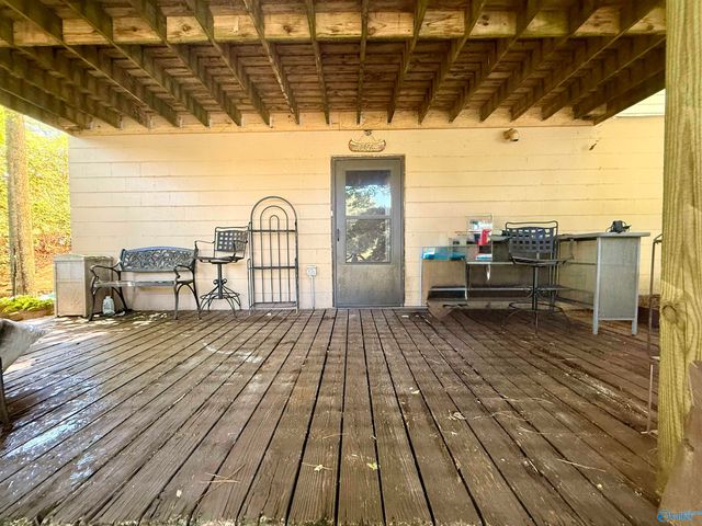 4512 Hideaway Drive, Guntersville, AL 35976
