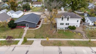 1841/1847 E Ave Ne, Cedar Rapids, IA 52402