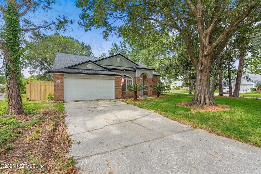 12511 GRAFTON Court, Jacksonville, FL 32246