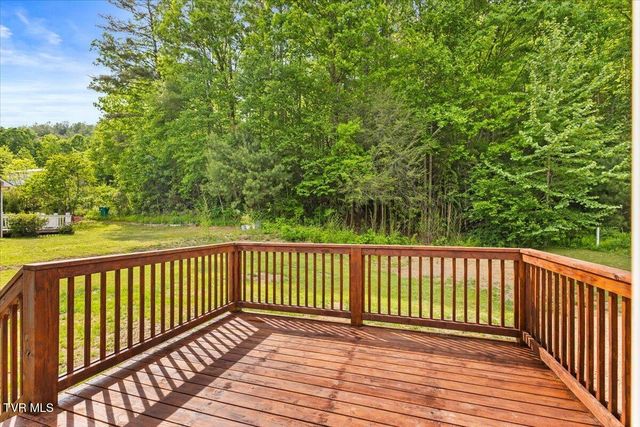 517 Sciota Road, Unicoi, TN 37692