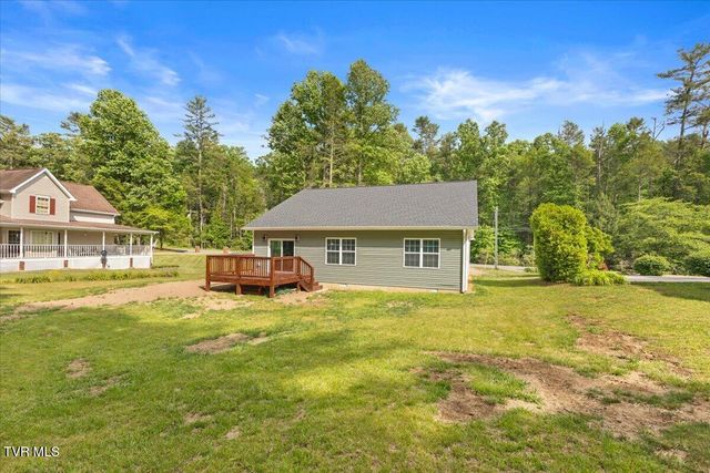 517 Sciota Road, Unicoi, TN 37692