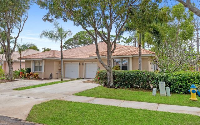 336 W Coral Trace Circle, Delray Beach, FL 33445