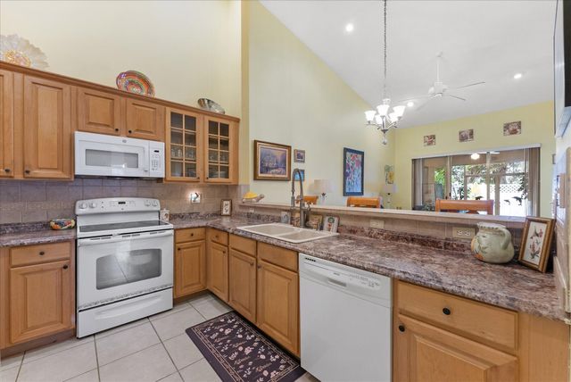 336 W Coral Trace Circle, Delray Beach, FL 33445