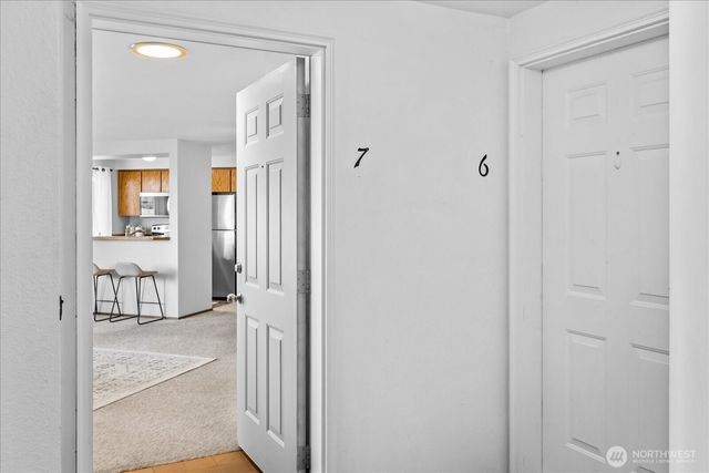 221 3rd Avenue S #7, Edmonds, WA 98020