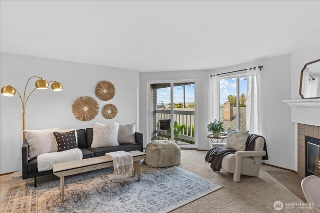 221 3rd Avenue S #7, Edmonds, WA 98020