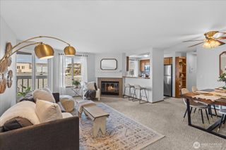 221 3rd Avenue S #7, Edmonds, WA 98020