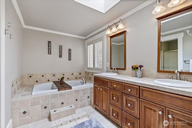 13924 67th Avenue SE, Snohomish, WA 98296