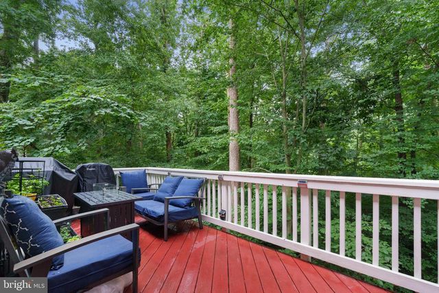 9150 STONEGARDEN DR, Lorton, VA 22079