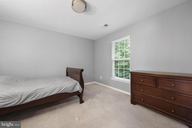 9150 STONEGARDEN DR, Lorton, VA 22079