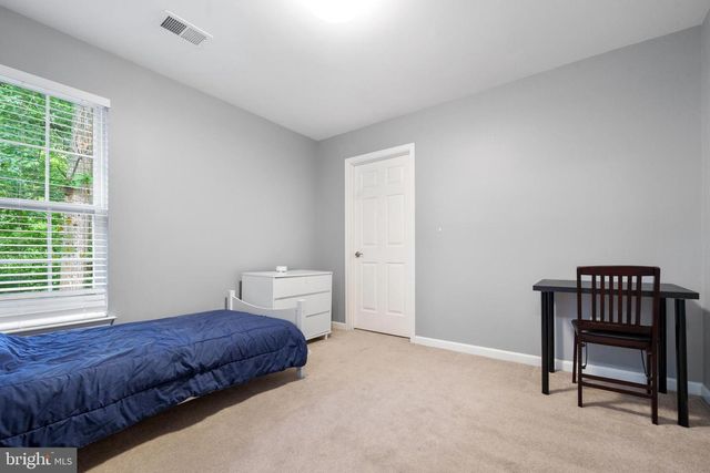 9150 STONEGARDEN DR, Lorton, VA 22079