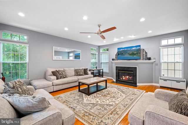 9150 STONEGARDEN DR, Lorton, VA 22079