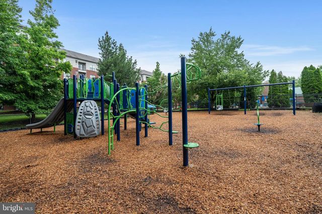 9150 STONEGARDEN DR, Lorton, VA 22079