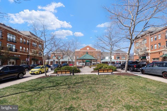 9150 STONEGARDEN DR, Lorton, VA 22079