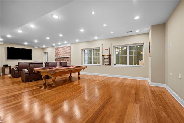 2142 Harrison Street, Glenview, IL 60025