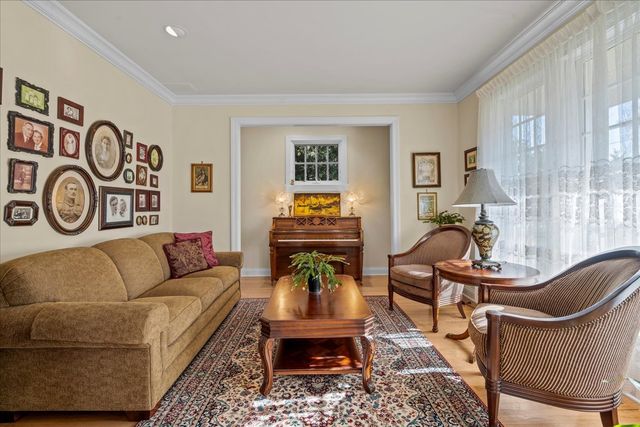 2142 Harrison Street, Glenview, IL 60025