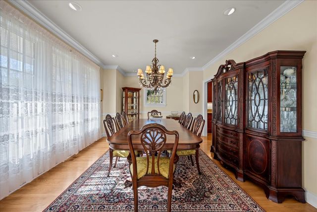 2142 Harrison Street, Glenview, IL 60025