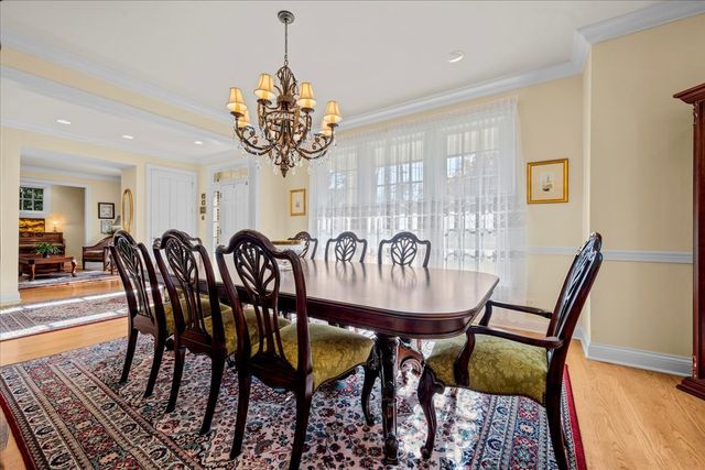 2142 Harrison Street, Glenview, IL 60025