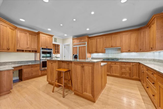 2142 Harrison Street, Glenview, IL 60025