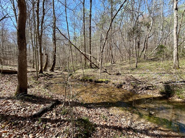 808 Goldenberg Lane, Somerset, KY 42503