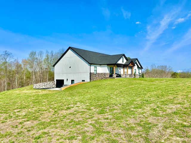 808 Goldenberg Lane, Somerset, KY 42503