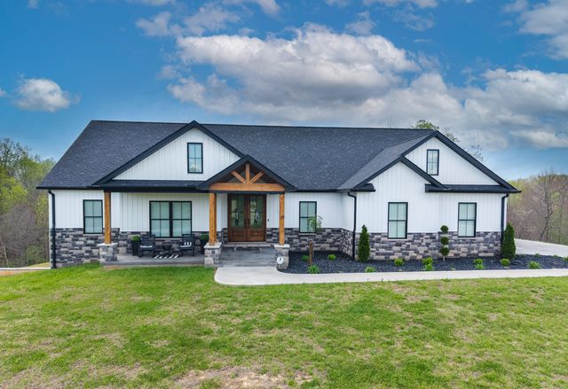 808 Goldenberg Lane, Somerset, KY 42503
