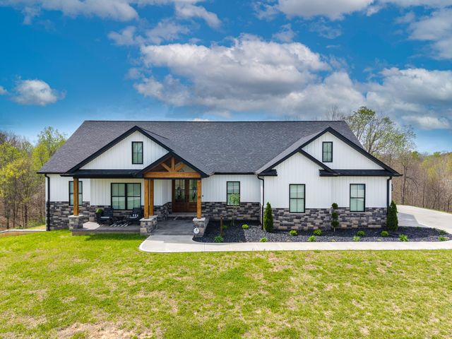 808 Goldenberg Lane, Somerset, KY 42503