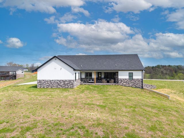 808 Goldenberg Lane, Somerset, KY 42503