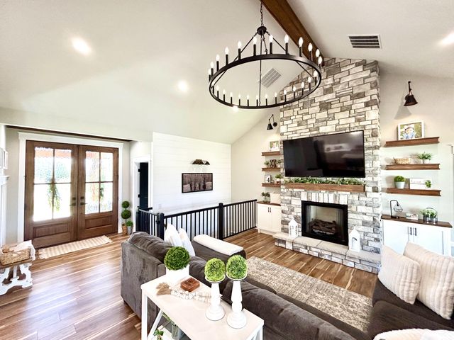 808 Goldenberg Lane, Somerset, KY 42503