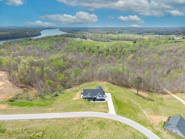 808 Goldenberg Lane, Somerset, KY 42503