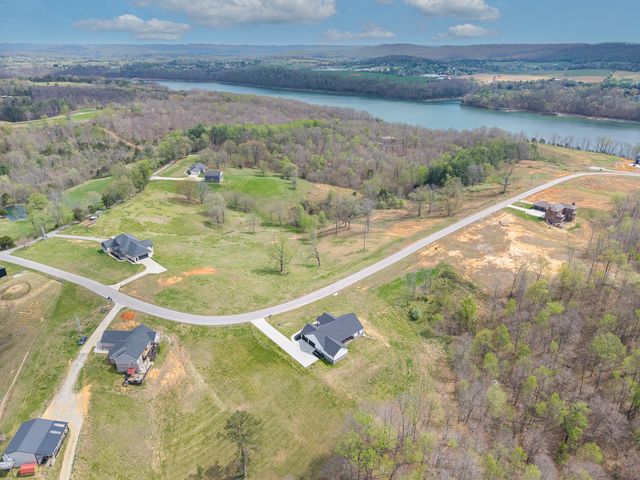 808 Goldenberg Lane, Somerset, KY 42503