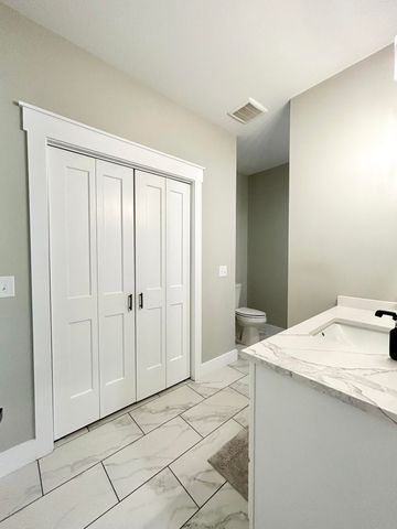 808 Goldenberg Lane, Somerset, KY 42503