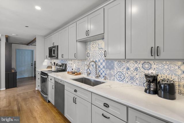 1210 ASHTON RD, Ashton, MD 20861
