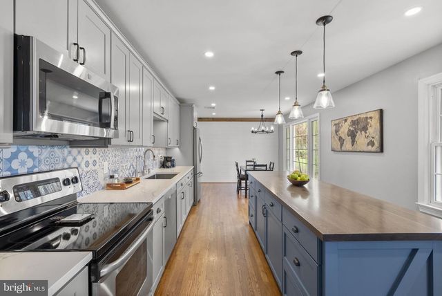 1210 ASHTON RD, Ashton, MD 20861