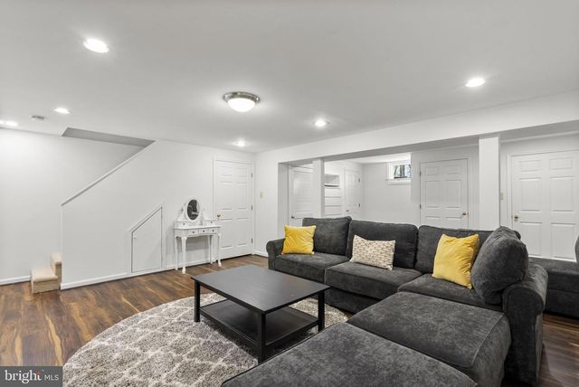 1210 ASHTON RD, Ashton, MD 20861