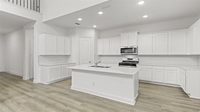 3809 Paradise Way, Sherman, TX 75090