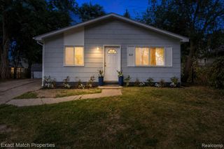 828 Sarasota Avenue, Pontiac, MI 48340