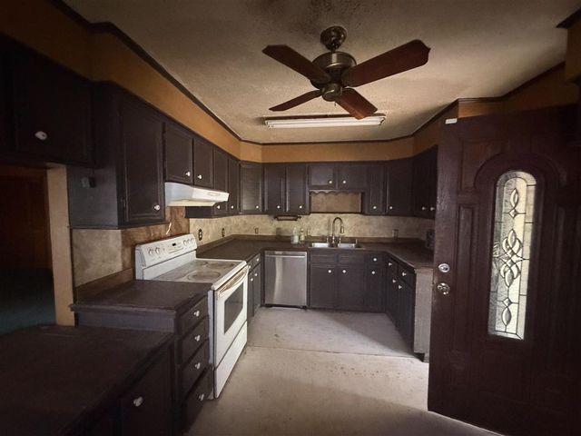 1630 12th Street, Lake Charles, LA 70601