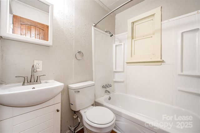 2407 Julia Avenue 3, Charlotte, NC 28206