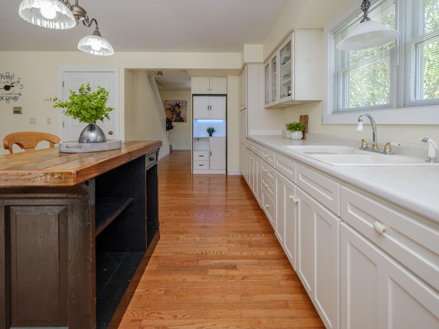 55622 Red Arrow Highway, Lawrence, MI 49064