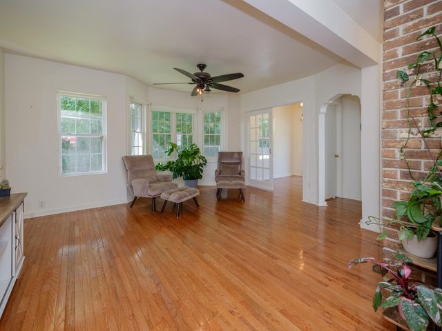 55622 Red Arrow Highway, Lawrence, MI 49064