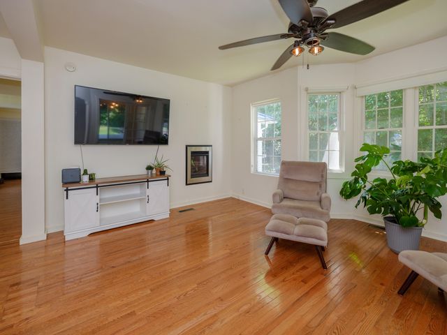 55622 Red Arrow Highway, Lawrence, MI 49064