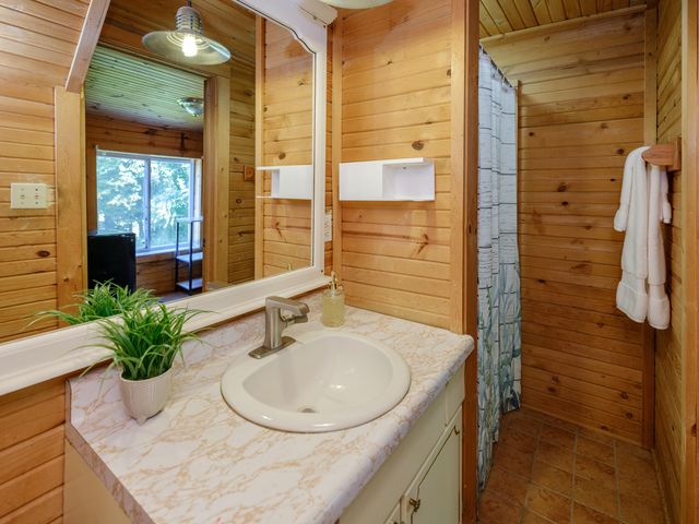 55622 Red Arrow Highway, Lawrence, MI 49064