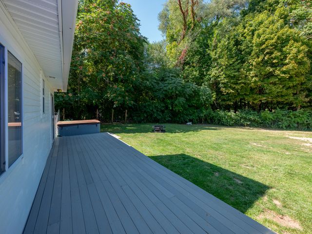 55622 Red Arrow Highway, Lawrence, MI 49064