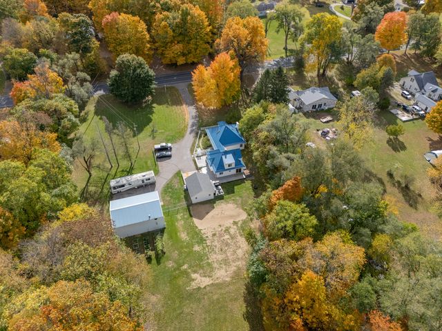 55622 Red Arrow Highway, Lawrence, MI 49064