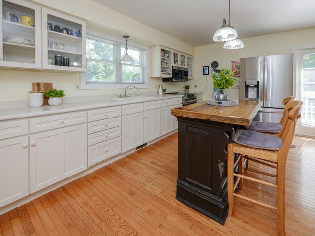 55622 Red Arrow Highway, Lawrence, MI 49064