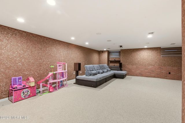 84 Drew Court, Manalapan, NJ 07726