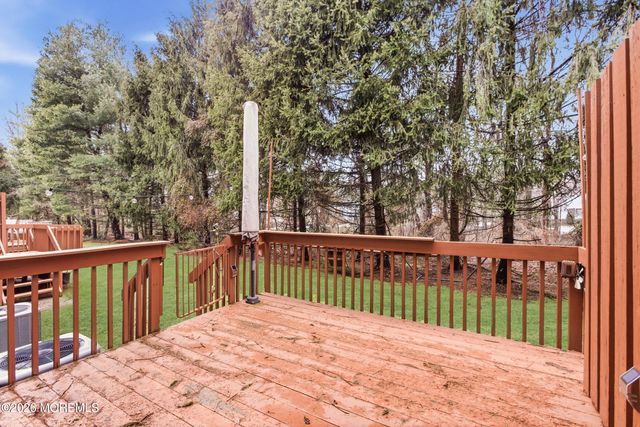 84 Drew Court, Manalapan, NJ 07726